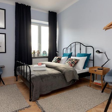 Hala Mirowska Stylish Apartment Warschau Buitenkant foto