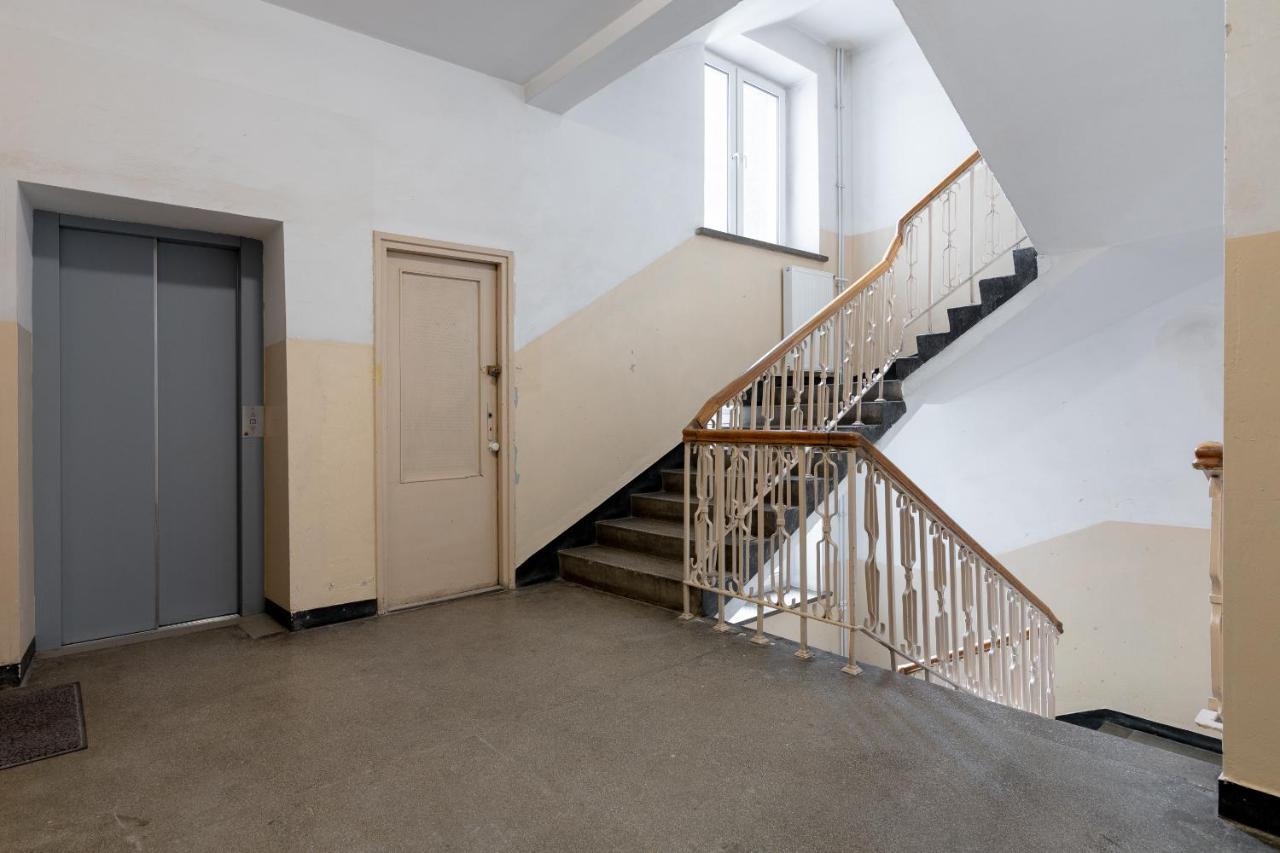 Hala Mirowska Stylish Apartment Warschau Buitenkant foto